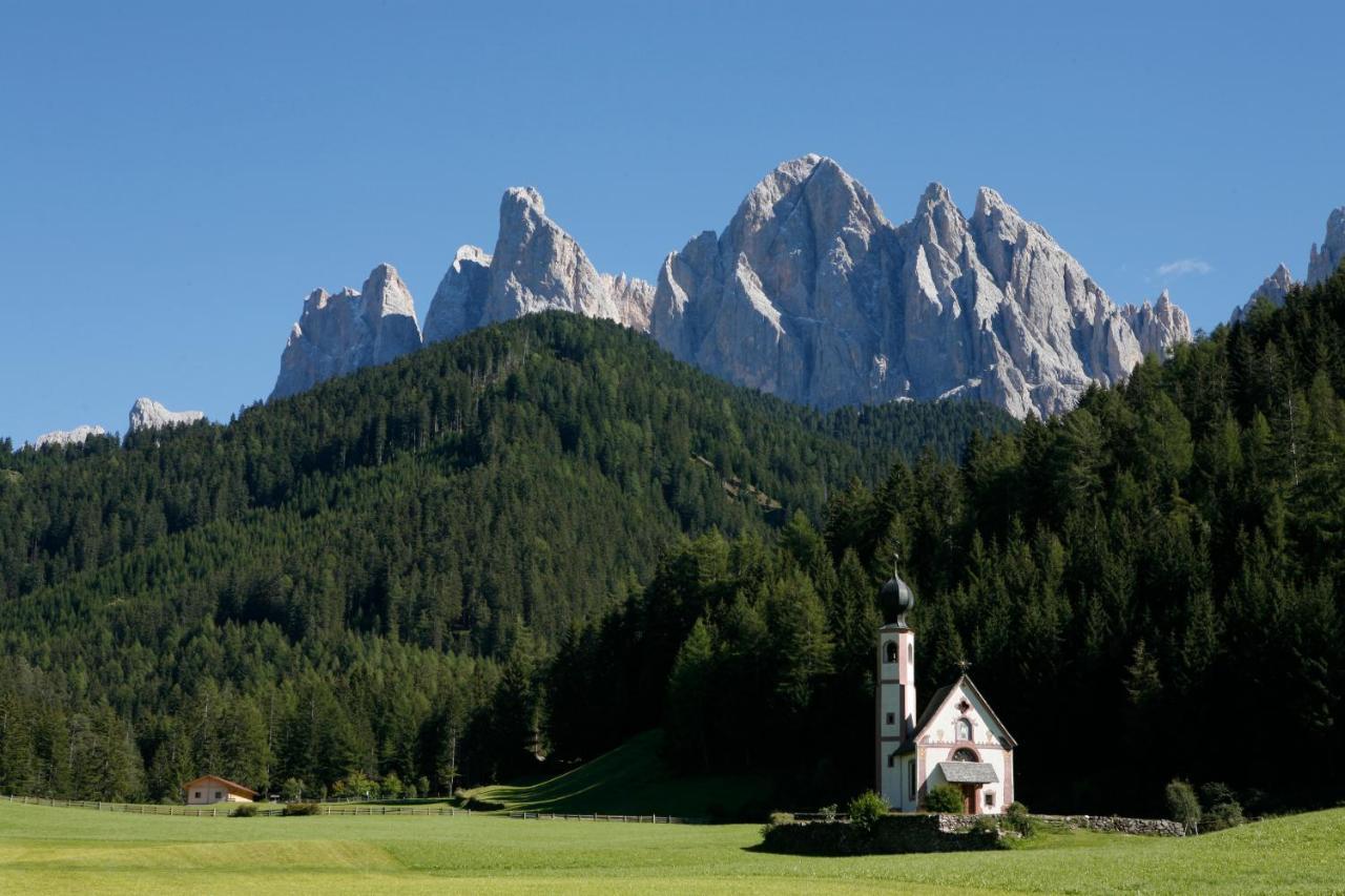 Hotel Ranuimuellerhof Funes  Extérieur photo