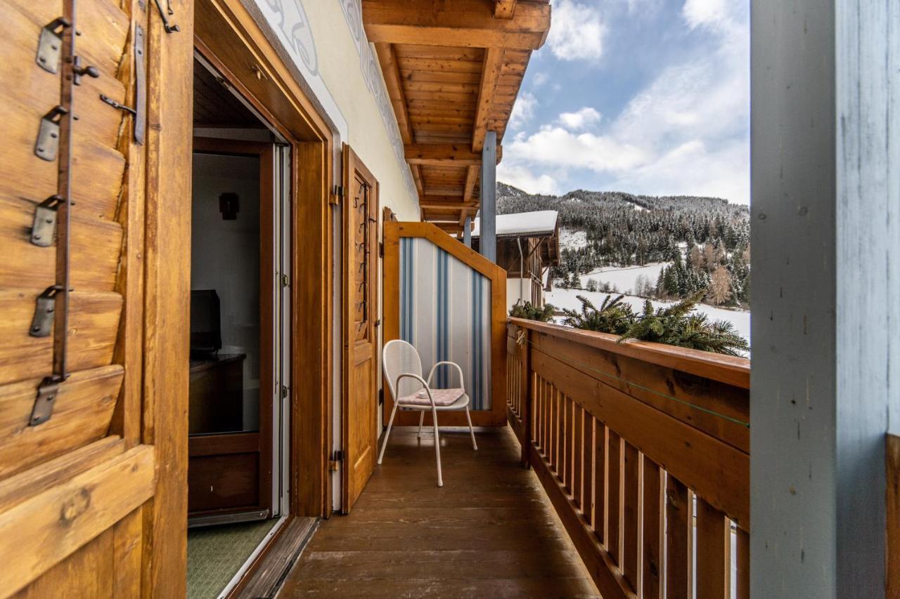 Hotel Ranuimuellerhof Funes  Extérieur photo